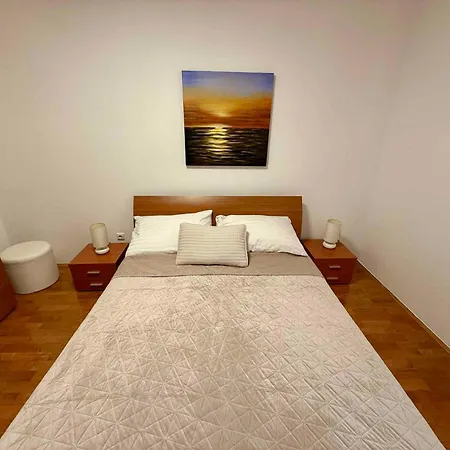 In 54763 Apartmán *
